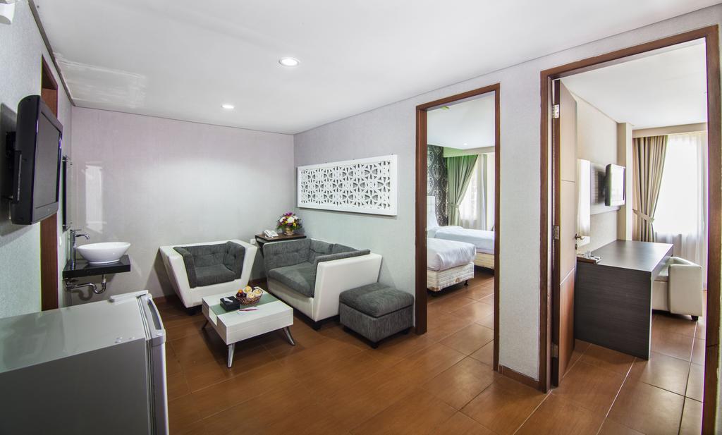 The Rizen Hotel Cisarua Szoba fotó