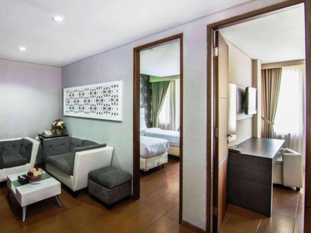 The Rizen Hotel Cisarua Kültér fotó