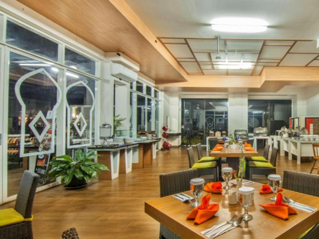 The Rizen Hotel Cisarua Kültér fotó