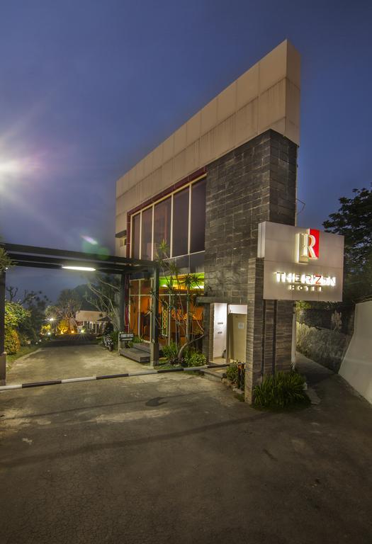 The Rizen Hotel Cisarua Kültér fotó