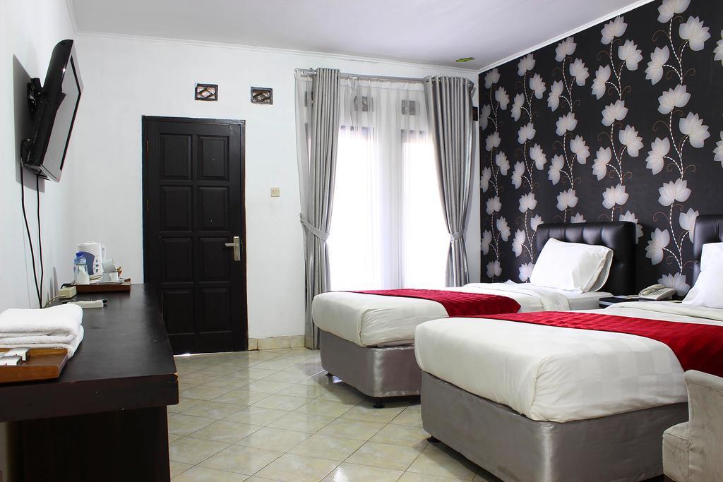 The Rizen Hotel Cisarua Kültér fotó